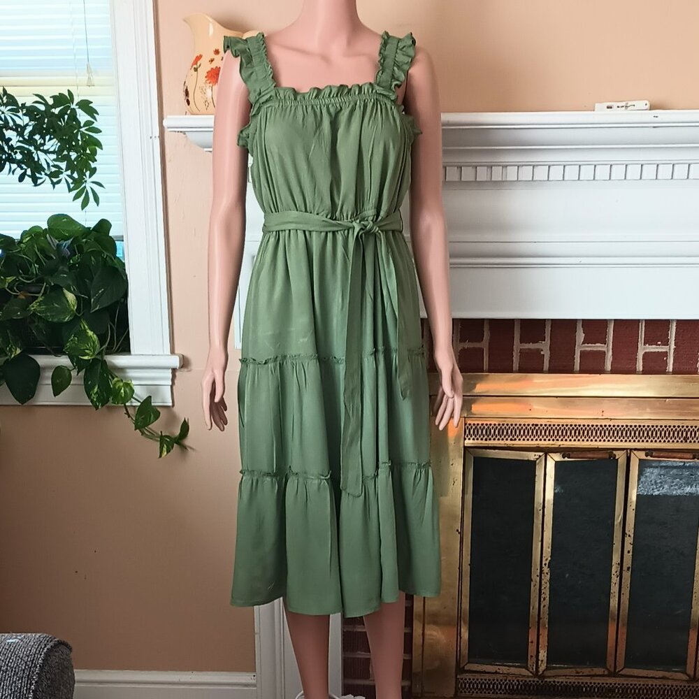 Women's Green Tiered Peasant Dress L Sleeveless Ruffle Tie Belt Fully Lined